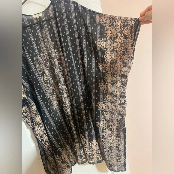 Umgee Oversized Boho Lightweight Coastal Side Slits Kimono Cardigan Size S/M - Picture 3 of 11